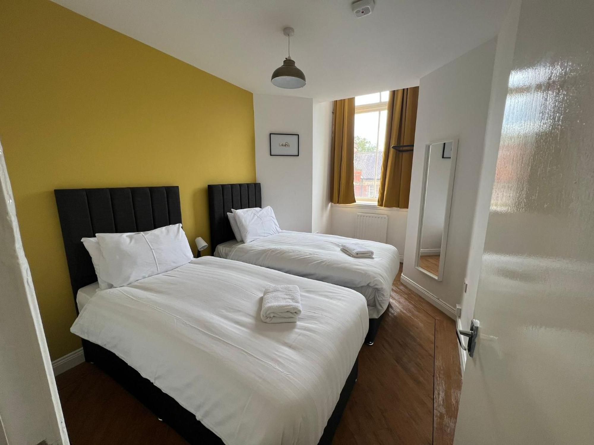 Great Offers On Long Stays!! Laluna Apartments غيتْسْهيد المظهر الخارجي الصورة