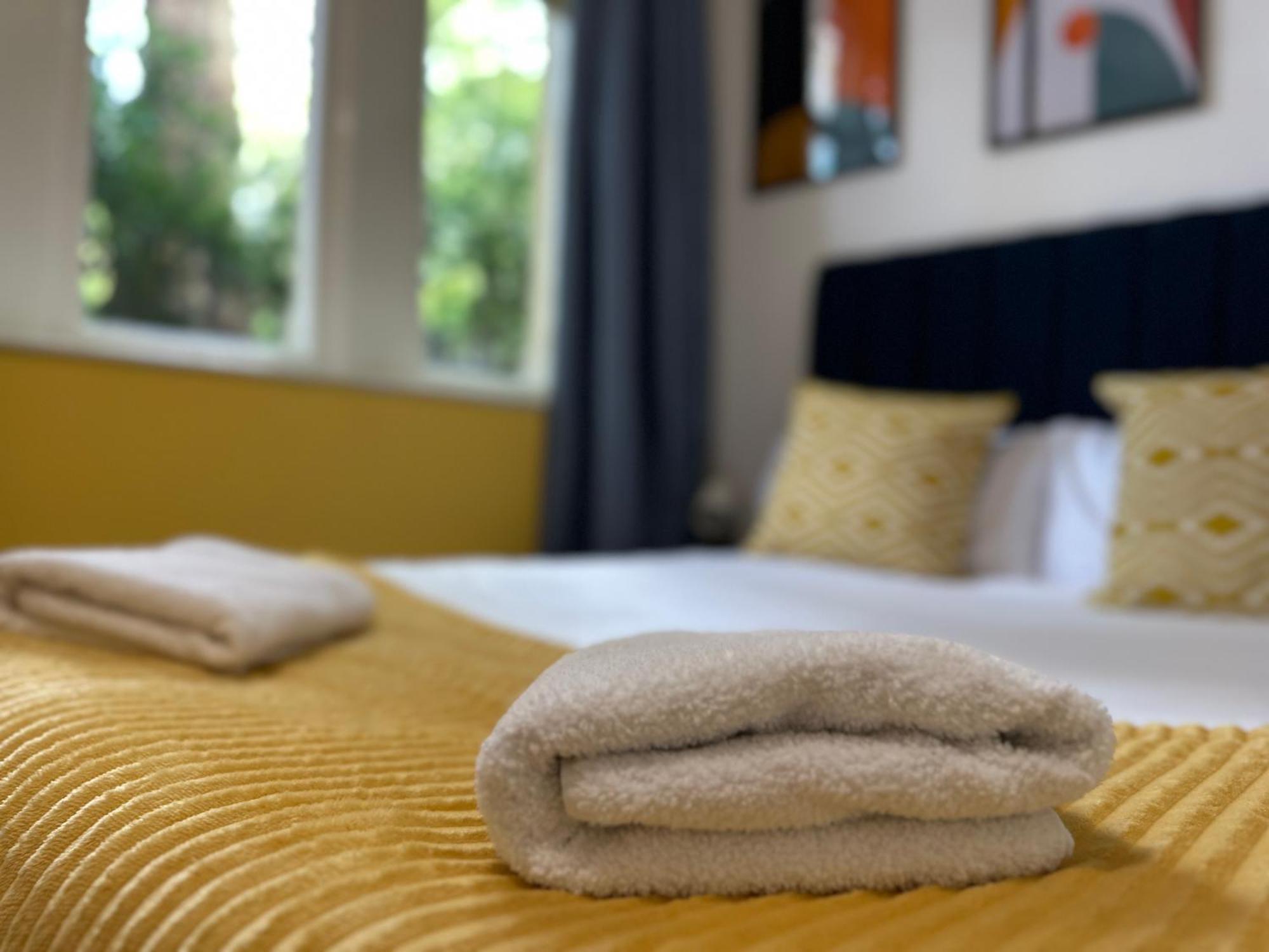 Great Offers On Long Stays!! Laluna Apartments غيتْسْهيد المظهر الخارجي الصورة