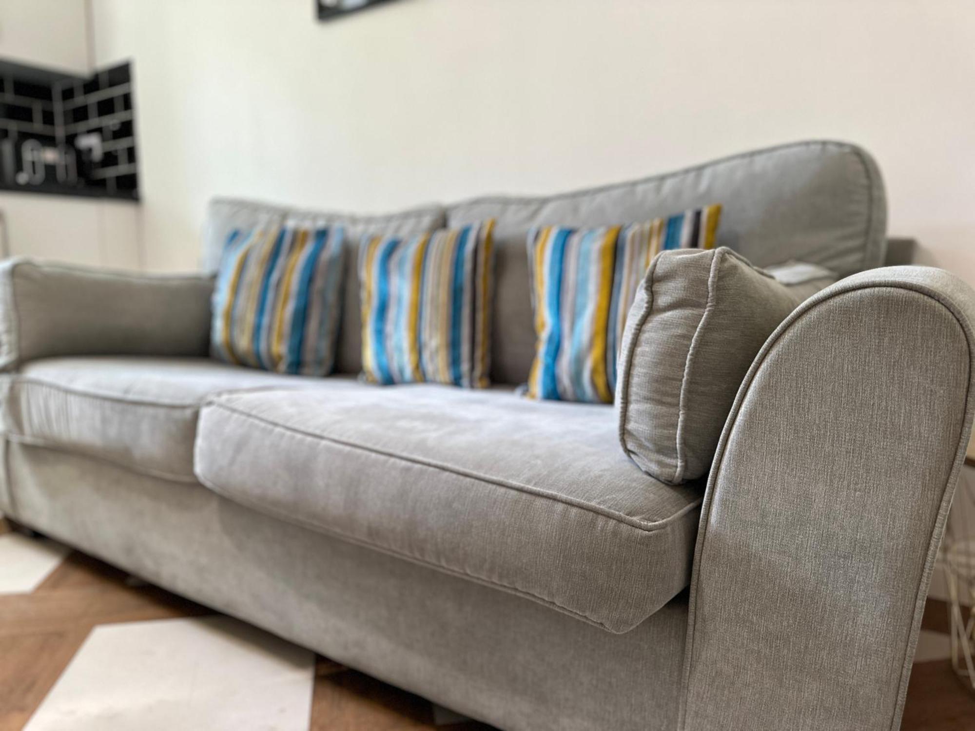 Great Offers On Long Stays!! Laluna Apartments غيتْسْهيد المظهر الخارجي الصورة